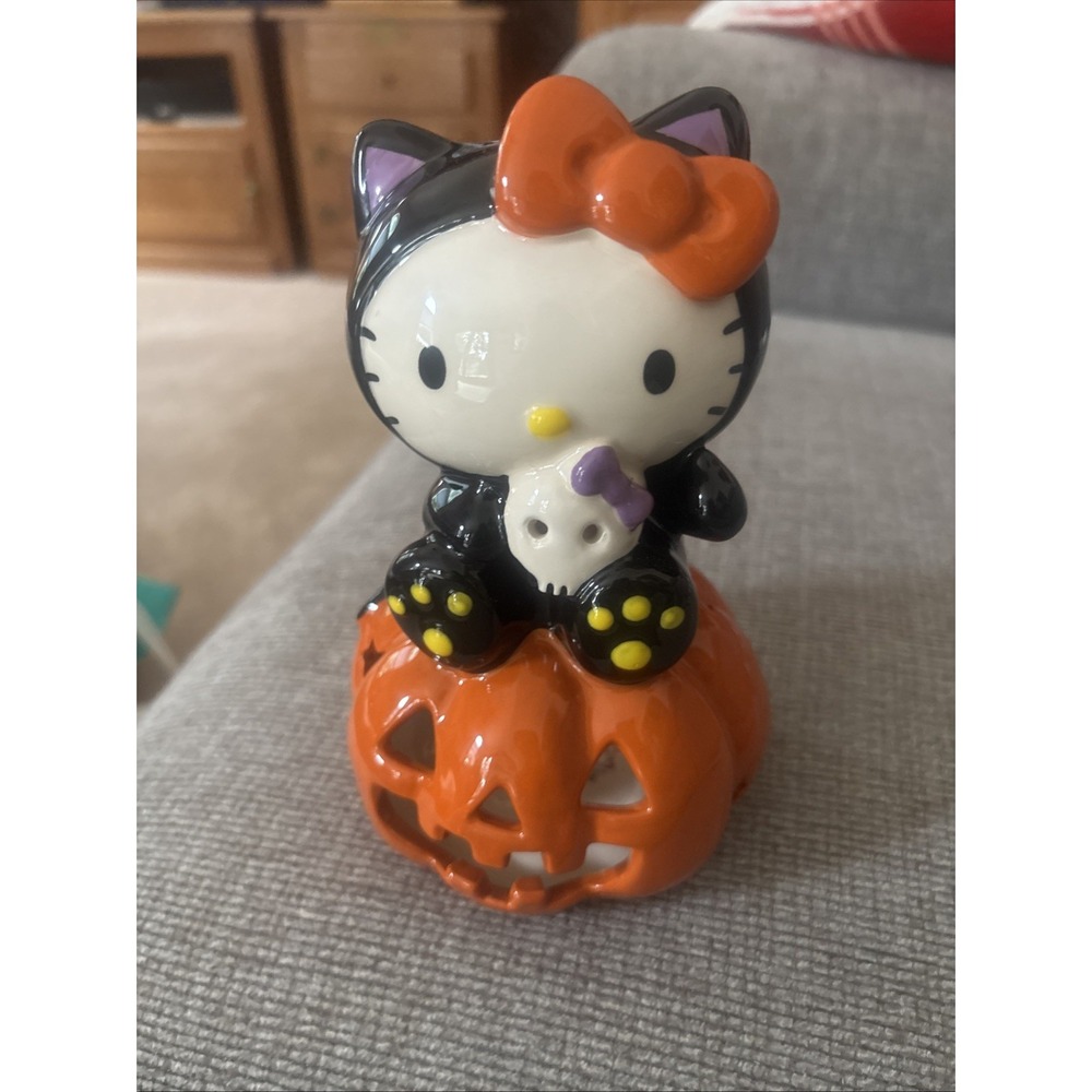 Hello Kitty Blue Sky Halloween Pumpkin Ceramic Tea Light Candle Holder 6.5" New